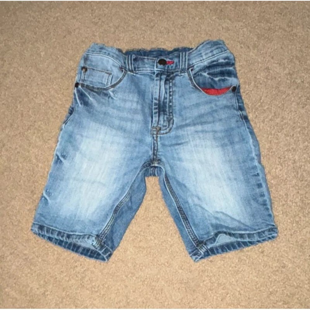 Wrangler - Picture 1 of 3